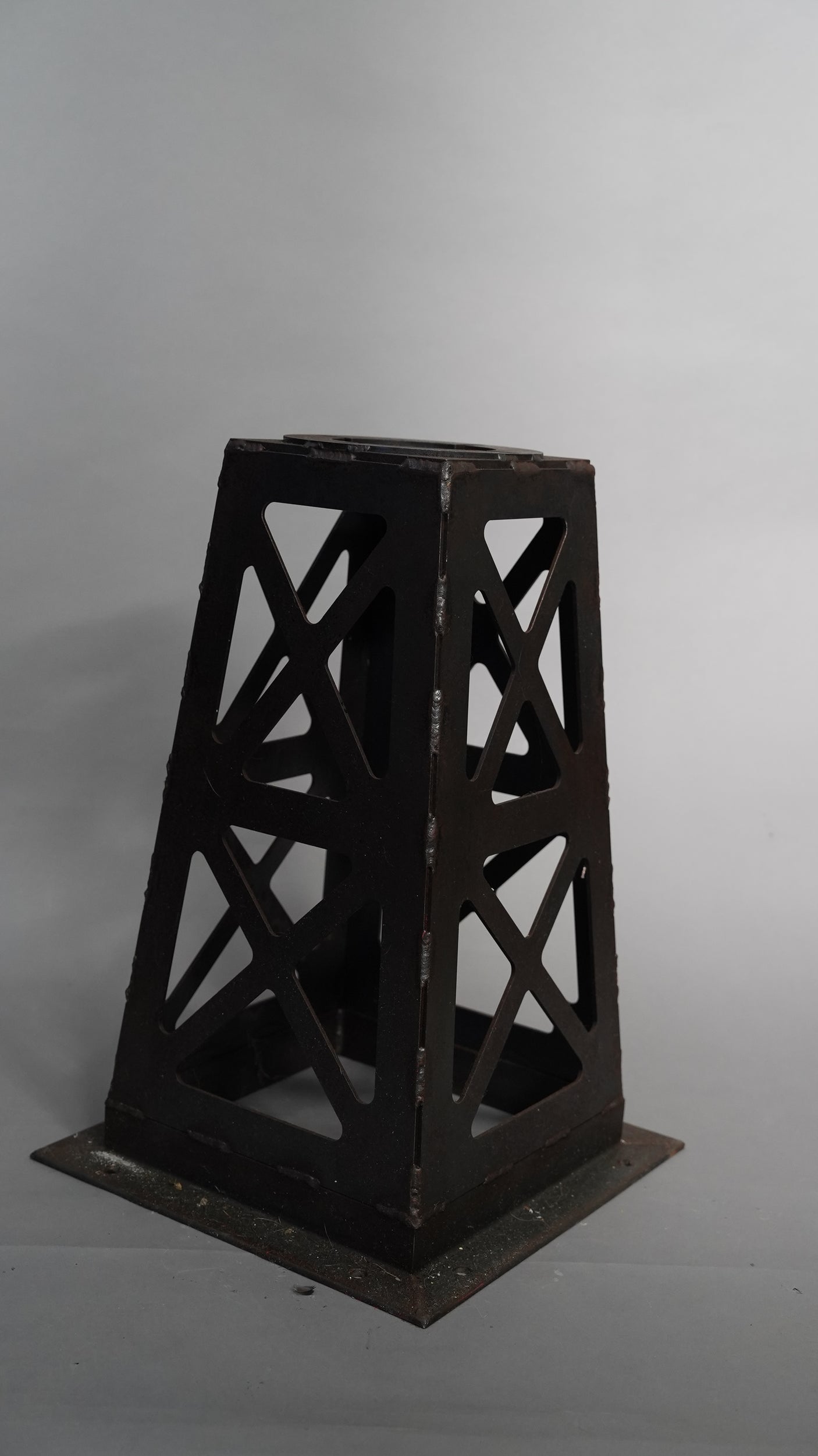 Short Mitchell base camera plinth