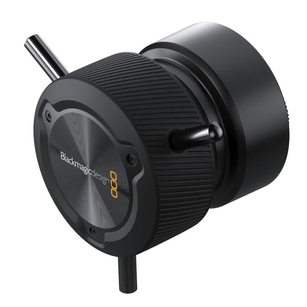 Blackmagic Design Focus Demand (includes mounting clamp and USB-C Cable)